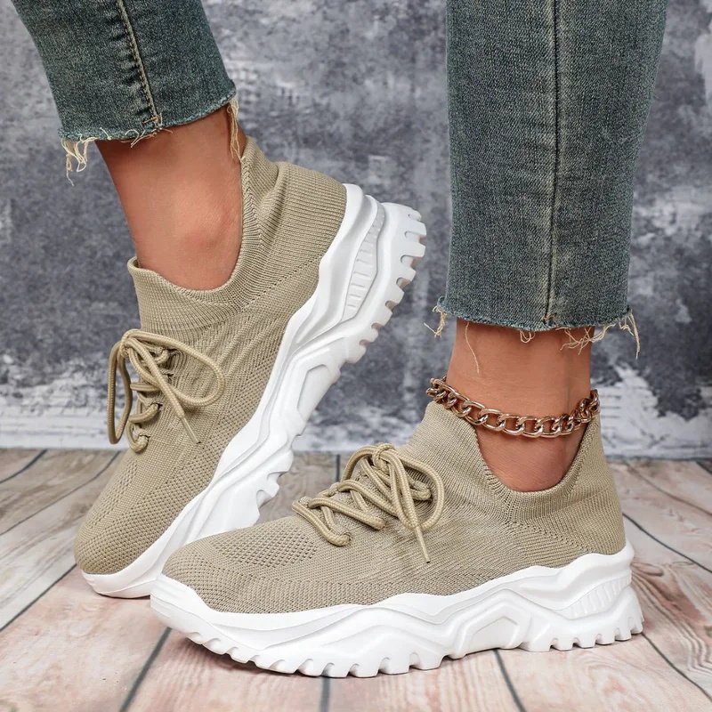 Модные массивные кроссовки на  – обзор и цена Knit Fabric Lace Up Sneakers